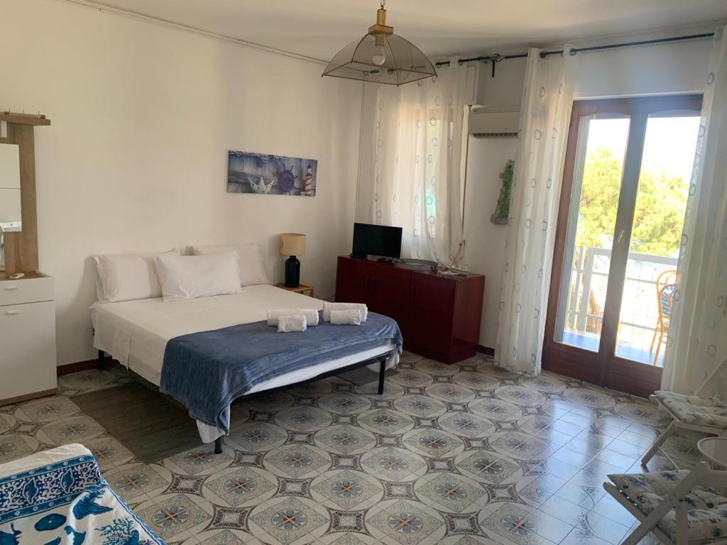 פלרמו Rocca Mondello Rooms, Beach And Sea מראה חיצוני תמונה